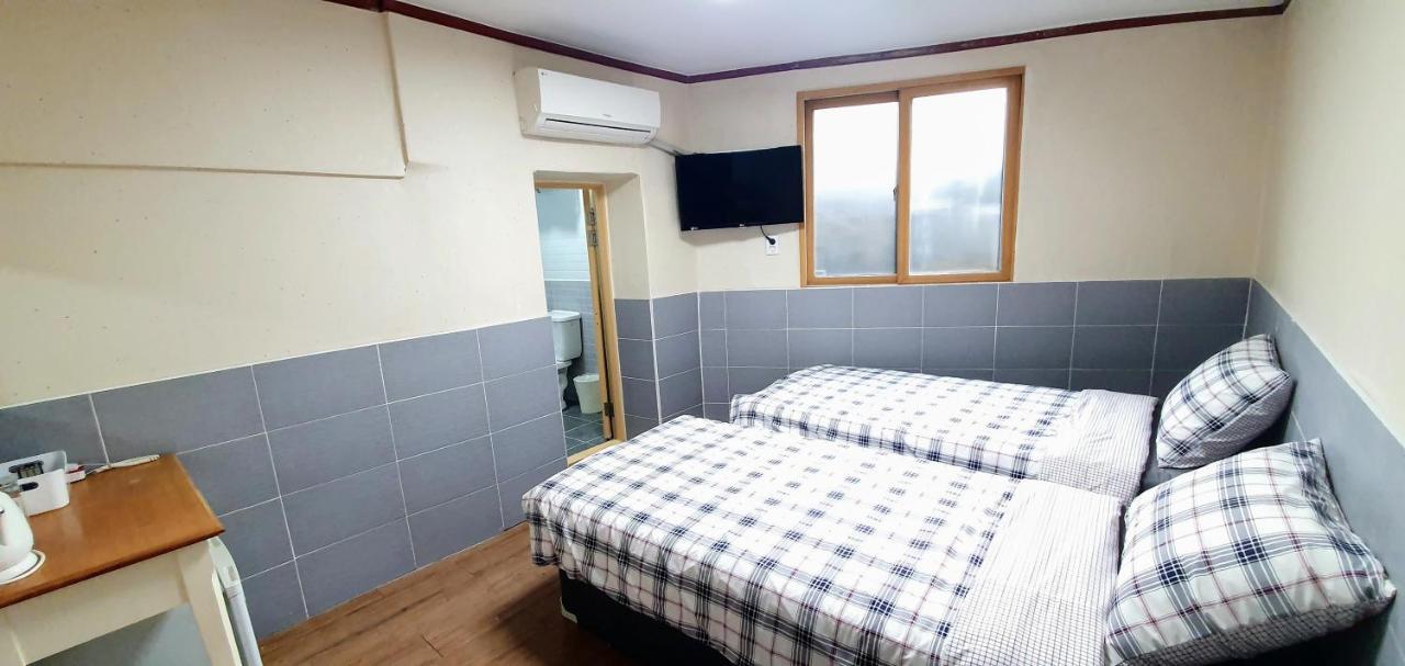 New Sun Guesthouse Myeongdong Seúl Exterior foto